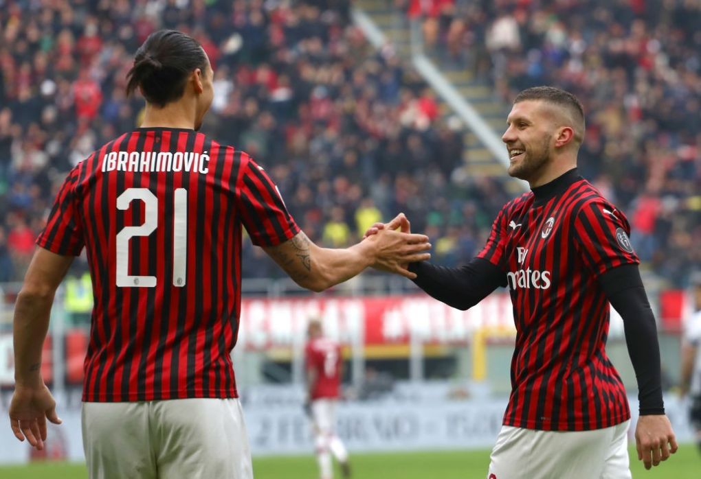 Son 4 sezonda Milan forması giyen Hırvat oyuncu, İtalyan ekibi ile çıktığı 123 maçta 29 gol attı, 17 asist yaptı. Geçen sezon 31 karşılaşmada görev yapan Rebic, 3 gol 2 asistlik katkıda bulundu. Ante Rebic 41 kez de Hırvatistan milli takımının formasını giydi.